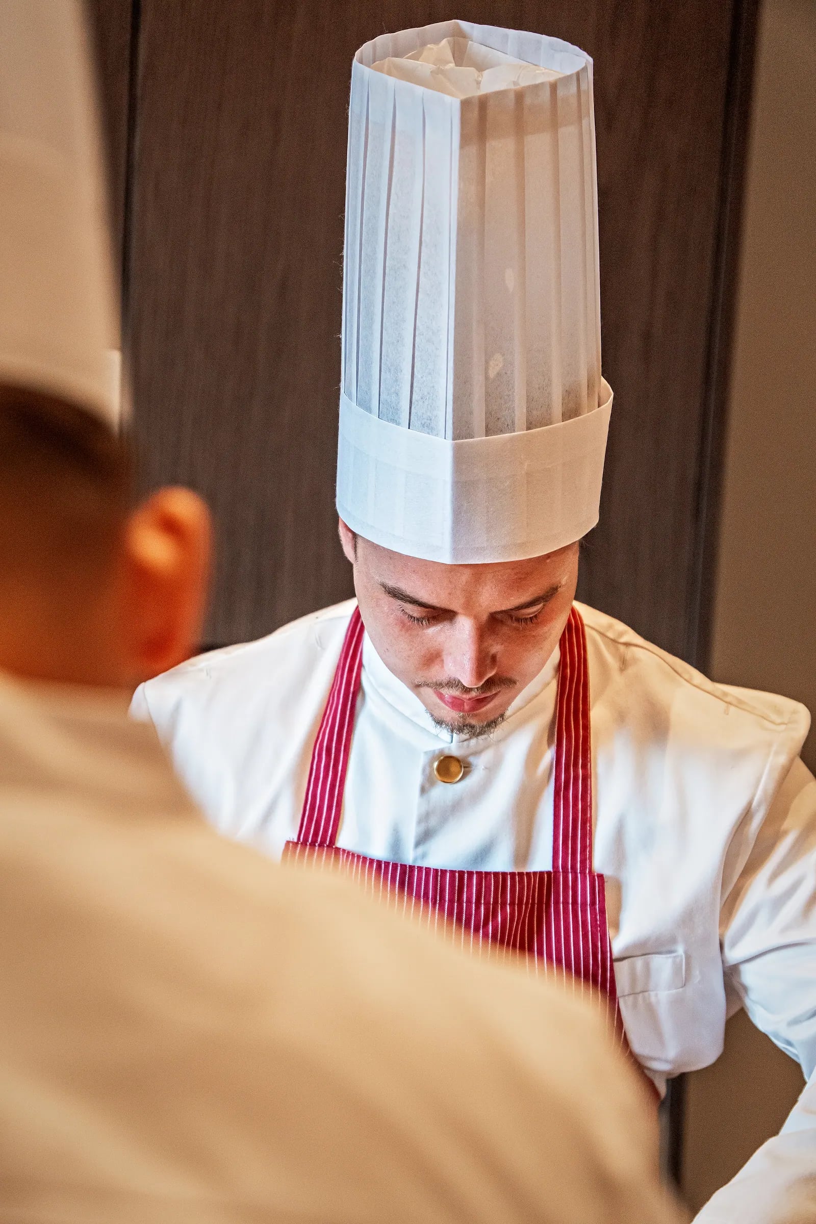 Sean Ouler, chef privé à Lyon — passé par les cuisines du restaurant Paul Bocuse et plusieurs maisons gastronomiques étoilées